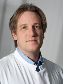 Portrait of Dr. med. Bastian Bruns