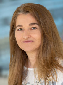 Portrait von Katalin Gugel