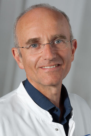 Portrait von Prof. Dr. med. Hanns-Martin Lorenz Portrait von Prof. Dr. med. Hanns-Martin Lorenz
