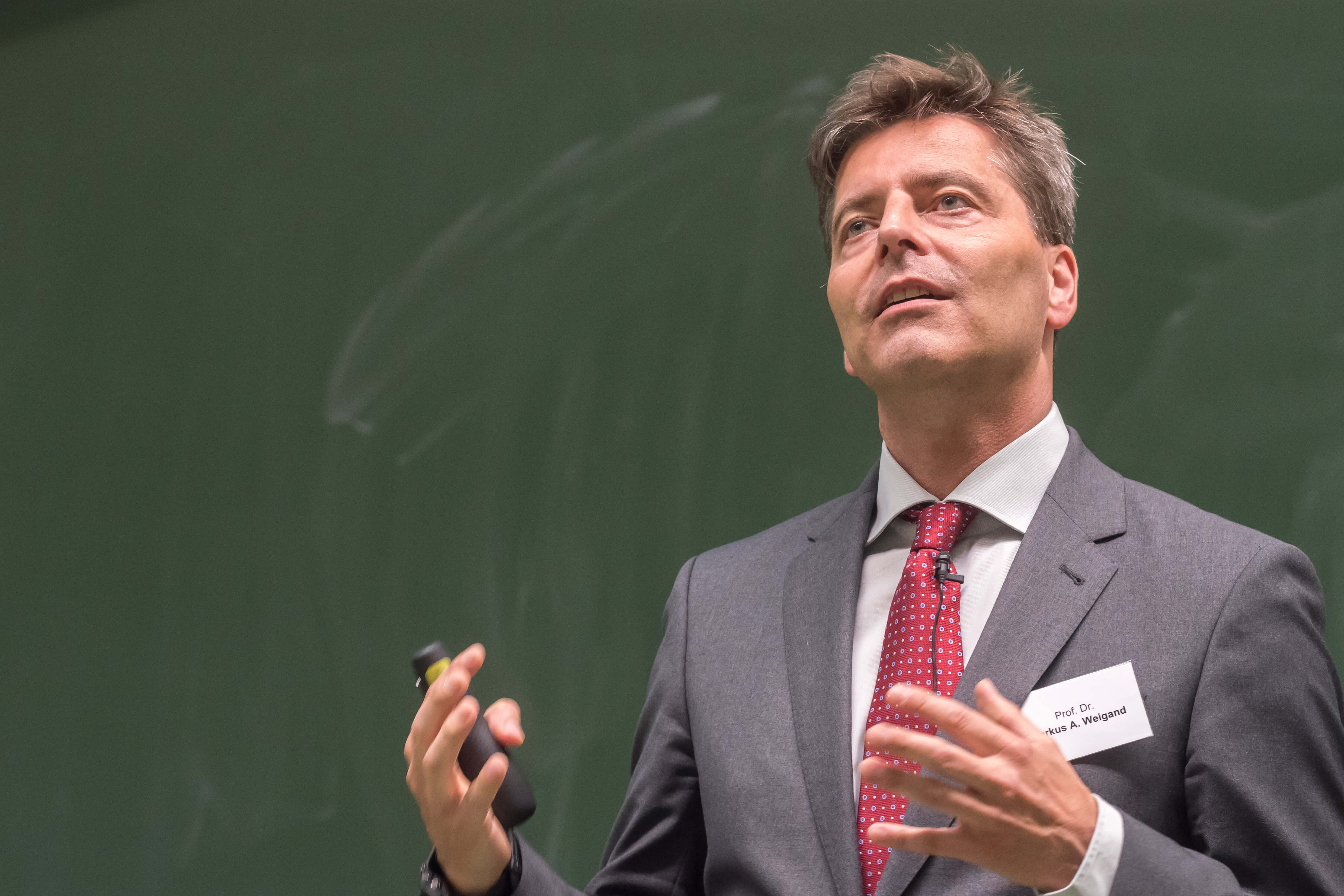 Portrait von Prof. Dr. Markus A. Weigand Portrait von Prof. Dr. Markus A. Weigand