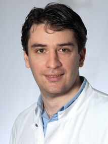 Portrait von Dr. med. Farbod Sedaghat-Hamedani