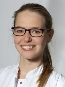 Portrait von Dr. med. dent. Theresa Friederike Wohlrab