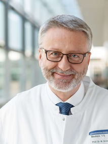 Portrait von Prof. Dr. med. Michael Schmitt, MHBA