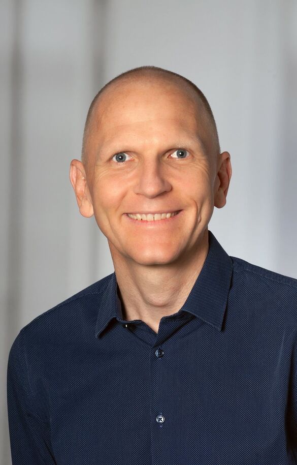 Dr. Stefan Kohler
