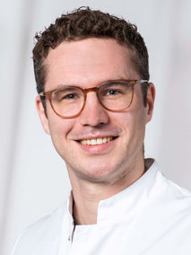 Portrait PD Dr. med. Ulf Neuberger Portrait PD Dr. med. Ulf Neuberger