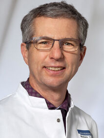 Portrait von Prof. Dr. med. Richard Schlenk