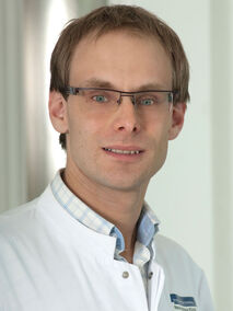 Dr. med. Alexander Hubert, M.Sc.