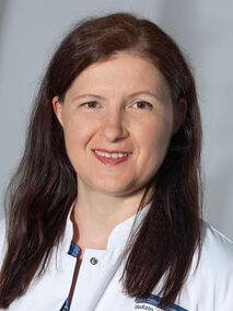 Portrait von Dr. rer. nat. Petra Herrmann-Bon Portrait von Dr. rer. nat. Petra Herrmann-Bon