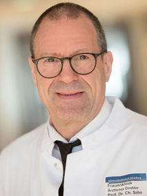 Portrait von Prof. Dr. med. Prof. h. c. Christof Sohn Portrait von Prof. Dr. med. Prof. h. c. Christof Sohn