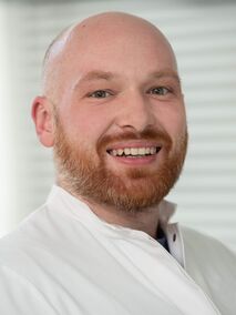 Portrait von Dr. med. univ. Stephan Katzenschlager