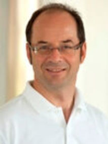 Portrait von Prof. Dr. med. dent. Thomas Stober Portrait von Prof. Dr. med. dent. Thomas Stober