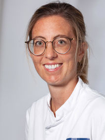 Portrait von Dr. Katrin Hörth