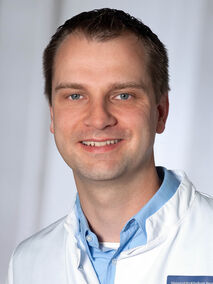 Portrait von Dr. med. Tim Sauer