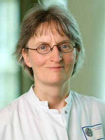 Portrait of Prof. Dr. med. Ute Hegenbart