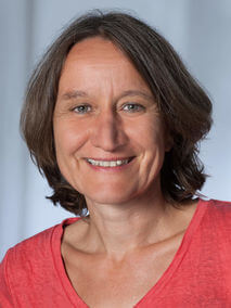 Portrait von apl. Prof. Dr. sc. hum. Beate Wild Portrait von apl. Prof. Dr. sc. hum. Beate Wild