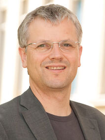 Portrait von Prof. Dr. med. Matthias Weisbrod