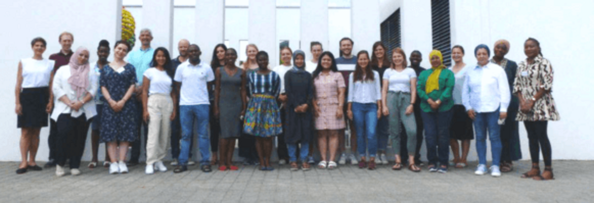 Group photo summer school participants 2022