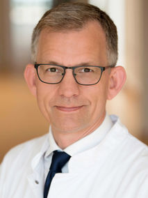 Portrait von Prof. Dr. med. Knut Schäkel Portrait von Prof. Dr. med. Knut Schäkel