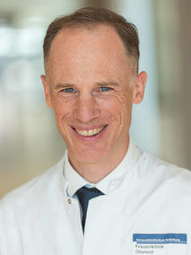 Portrait von Prof. Dr. med. Michael Golatta