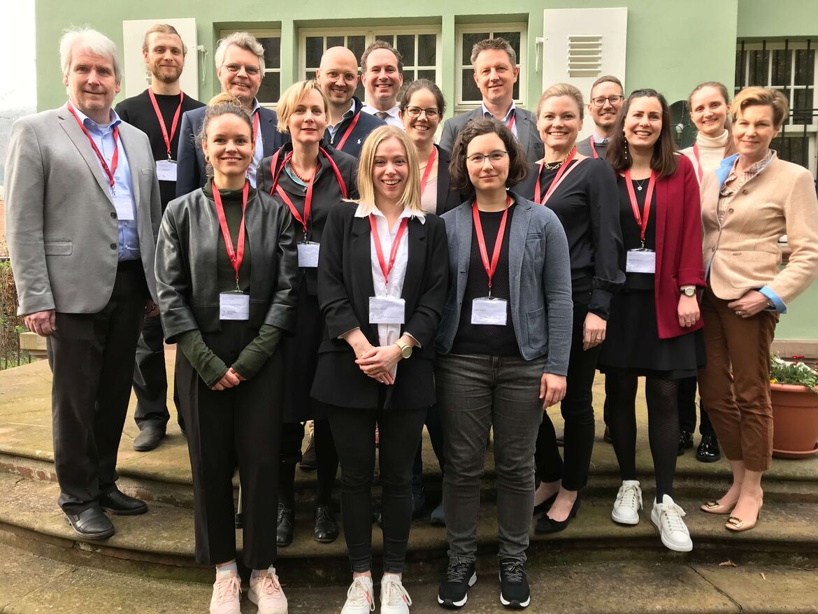 NEW_LIVES Mitarbeiterinnen und Mitarbeiter bei der Tagung "Towards Genomic Newborn Screening in Germany" im März 2024 im Internationalen Wissenschaftsforum Heidelberg (IWH)
