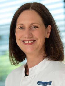 PD Dr. med. Anette Duensing PD Dr. med. Anette Duensing
