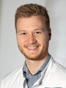 Portrait von Dr. med. Lukas Entenmann