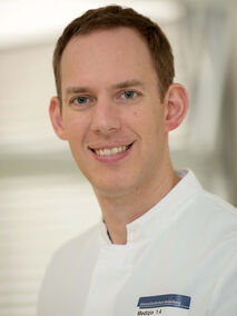 Portrait von Dr. med. Michael Dill, PhD Portrait von Dr. med. Michael Dill, PhD
