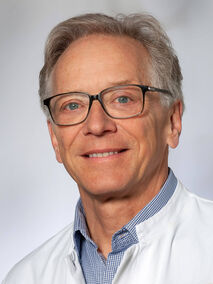 Portrait von Prof. Dr. med. Dr. h.c. Peter K. Plinkert