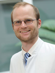 Portrait von Dr. med. Nils Rosshirt