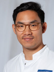 Portrait von Dr. med. Hyeck-Soo Son