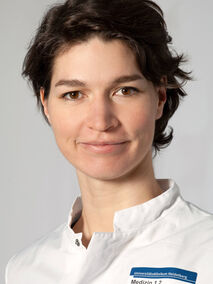 Portrait of Carina Bär