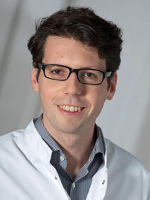 Portrait von Dr. med. Claudius Melzig Portrait von Dr. med. Claudius Melzig