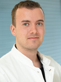 Portrait von Dr. med. univ. Fabian Schmitz