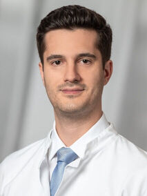 Dr. med. Raphael Trefzer