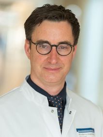 Portrait von Prof. (apl.) Dr. med. Thomas Opladen, MHBA