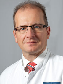 Portrait von Prof. Dr. med. Stefan Hähnel