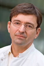<b>Peter Sinn</b> (Link zu CV) (Link zu AG) - Prof._Sinn